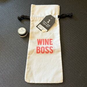 NWT Bella Bug Wine Boss Wine Bag Gift Carrier 5x13 Ivory Pink + Wine Block